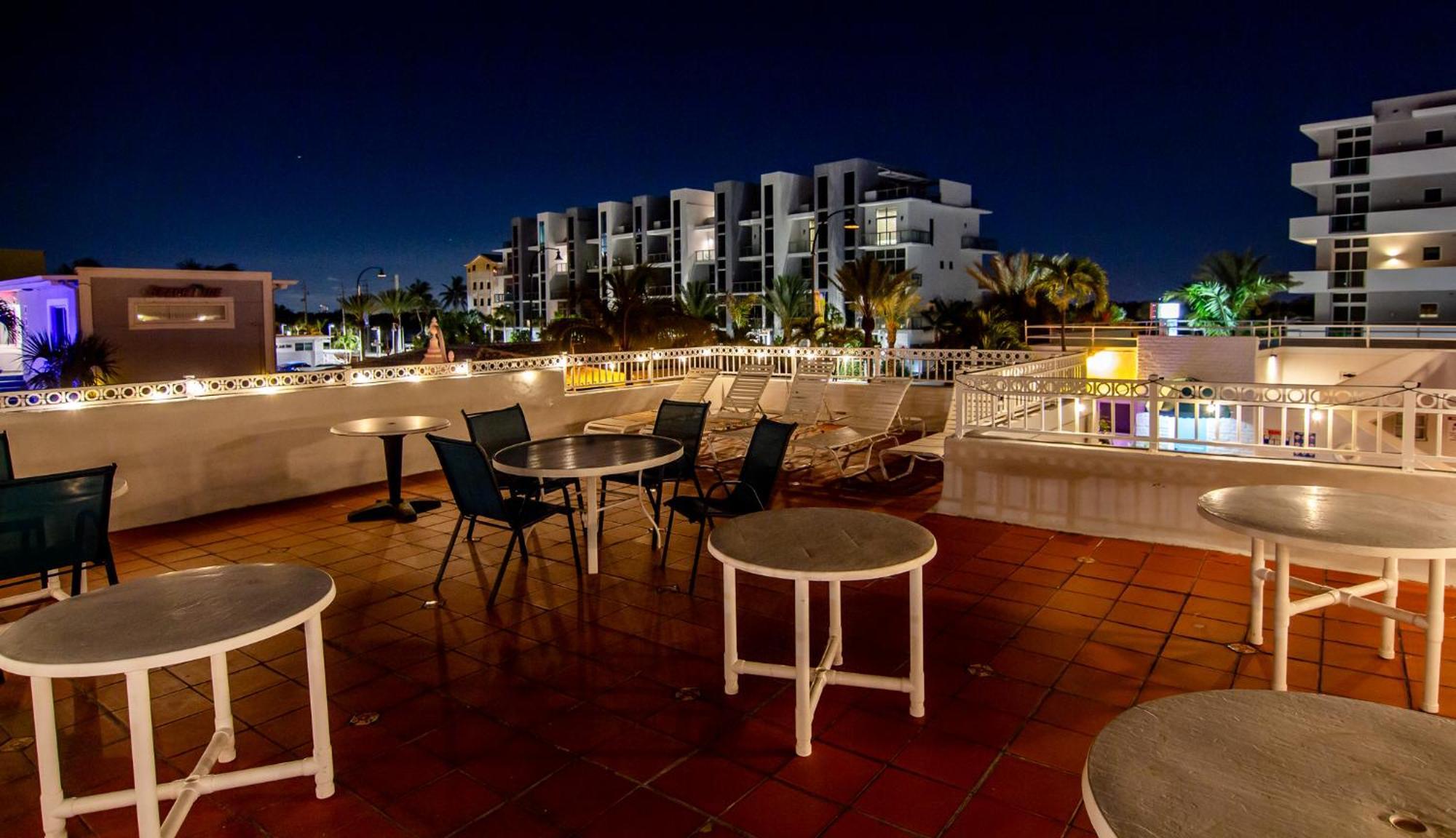 Pousada Suites Hollywood Exterior photo